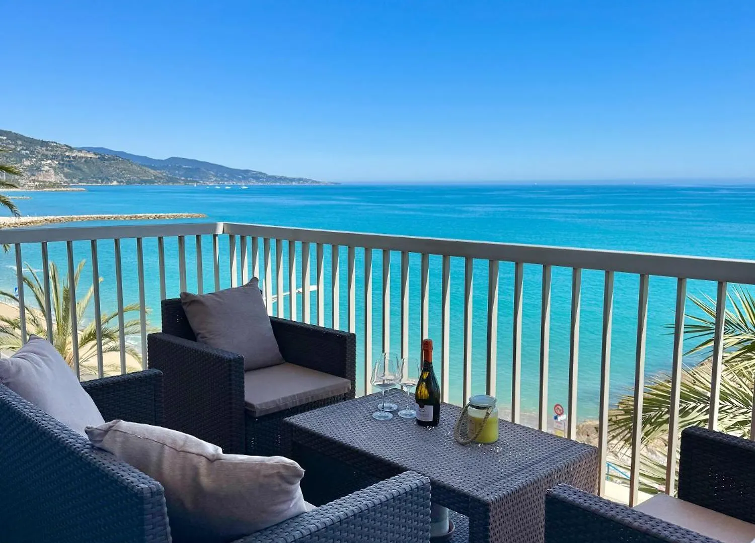 Stella Mare-Vue Mer-Clim-Terrasse Menton França