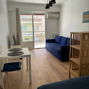 2 Etoiles A Pour 4 Personnes Appartement